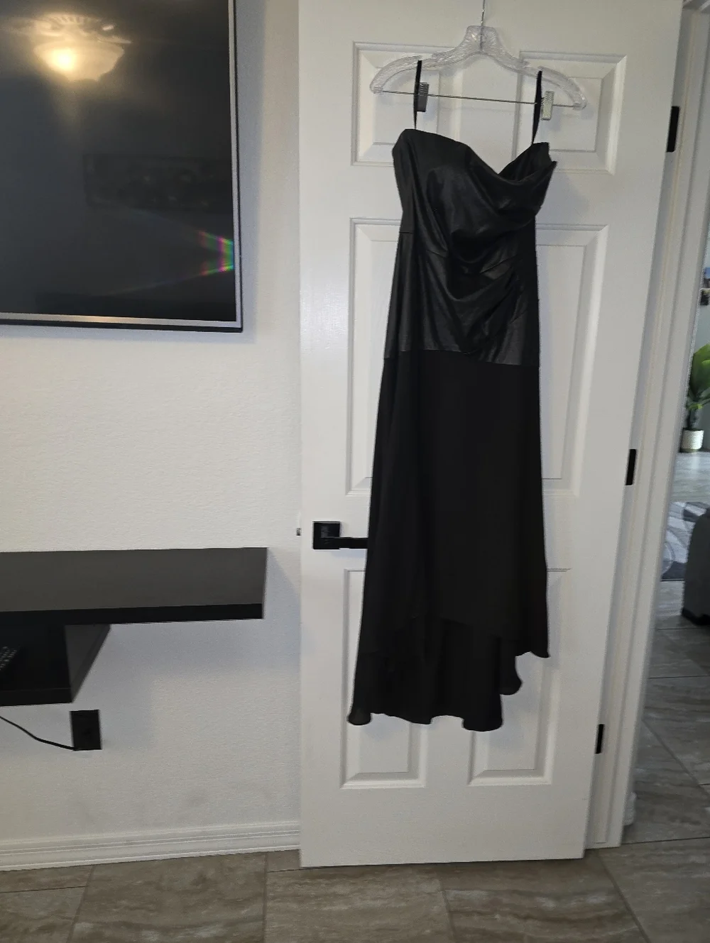 Shoshana Strapless Black Faux-Leather Bodice Asymmetric Midi Dress Sz 10 - Picture 6 of 12